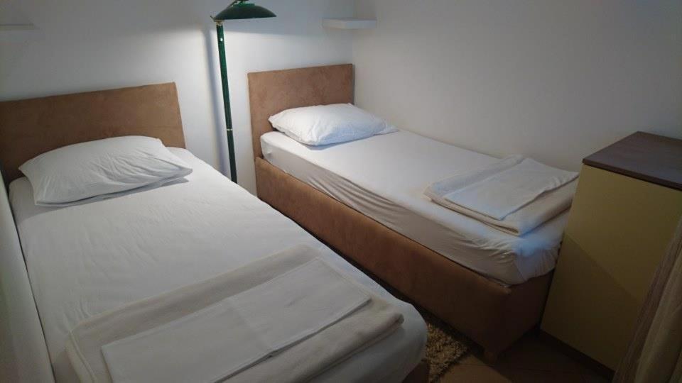 Sunset Apartmani Ždrelac エクステリア 写真